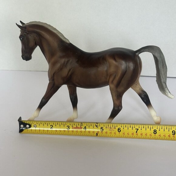 Breyer Classic #755403 Riding English Chestnut Horse 6"X9" - Picture 7 of 8